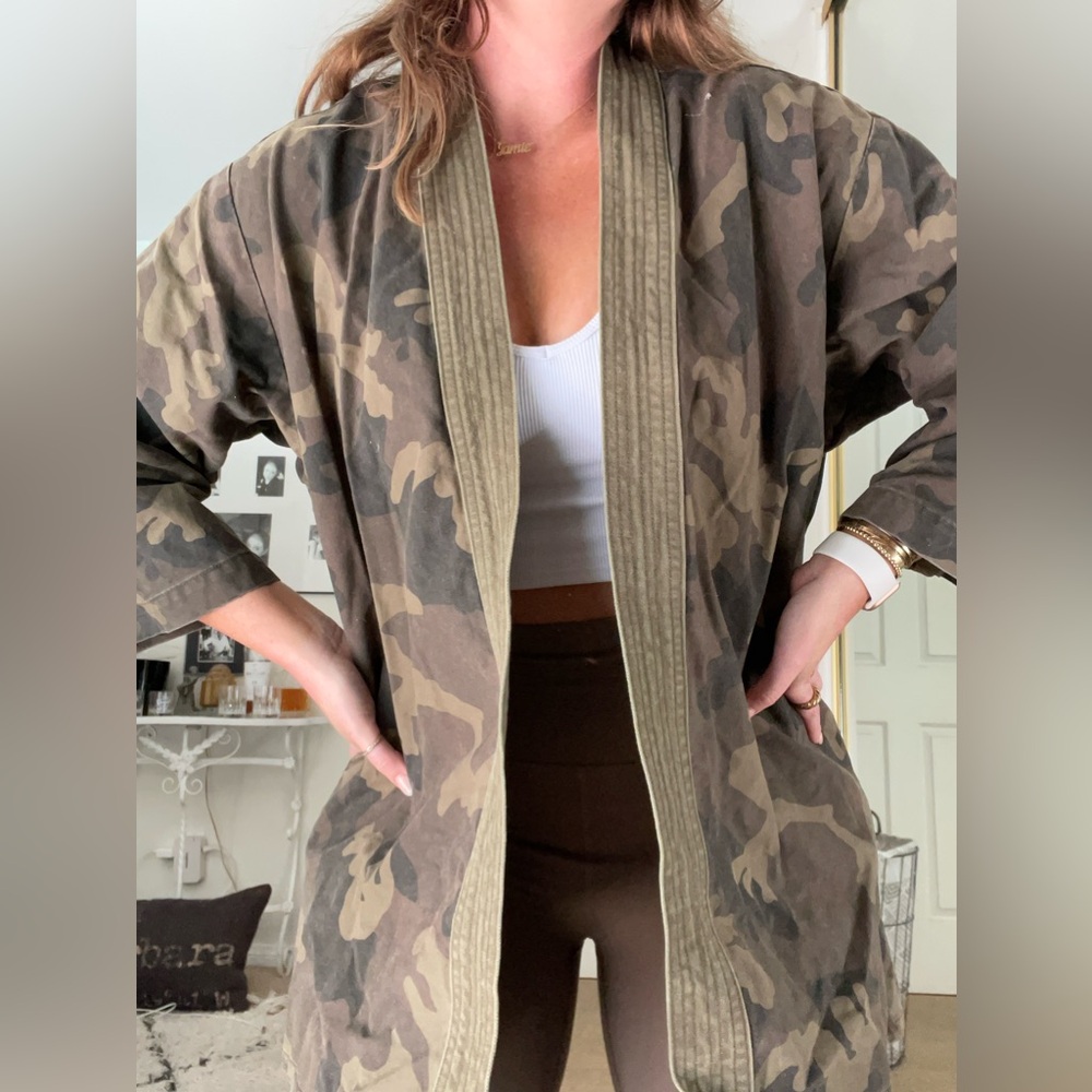 Women’s Vintage Camo Jacket/Kimono - Picture 4 of 5